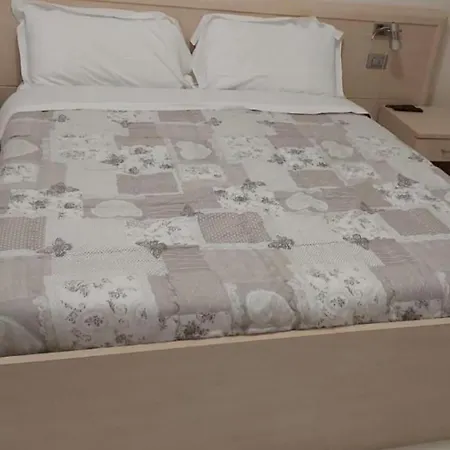 Bed & Breakfast Domus Madì